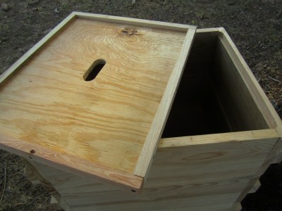 Langstroth style beehive